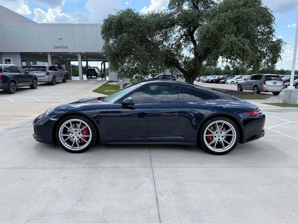 Used 2017 Porsche 911 Carrera 4S Coupe