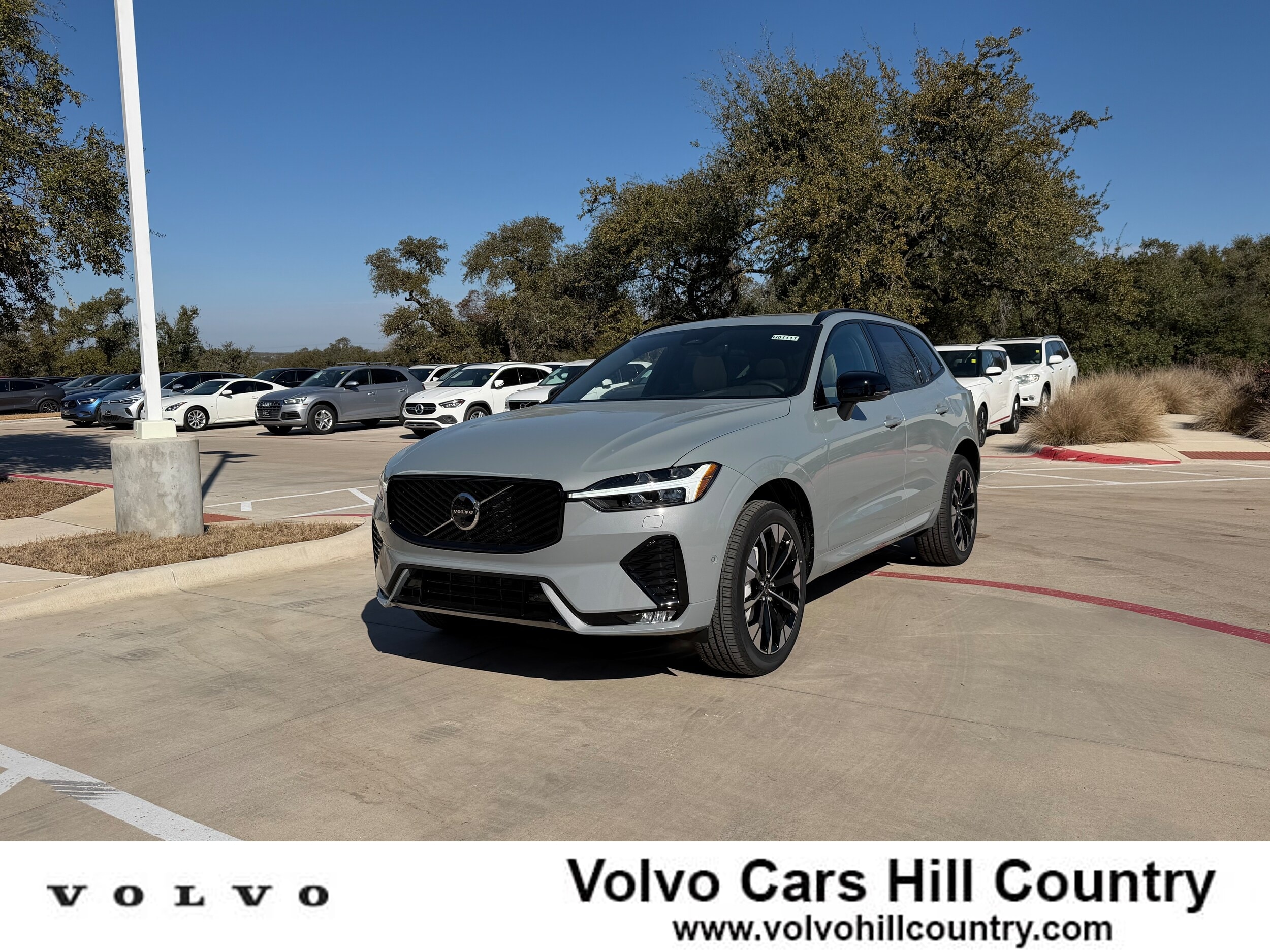 New 2026 Volvo XC60 B5 Plus