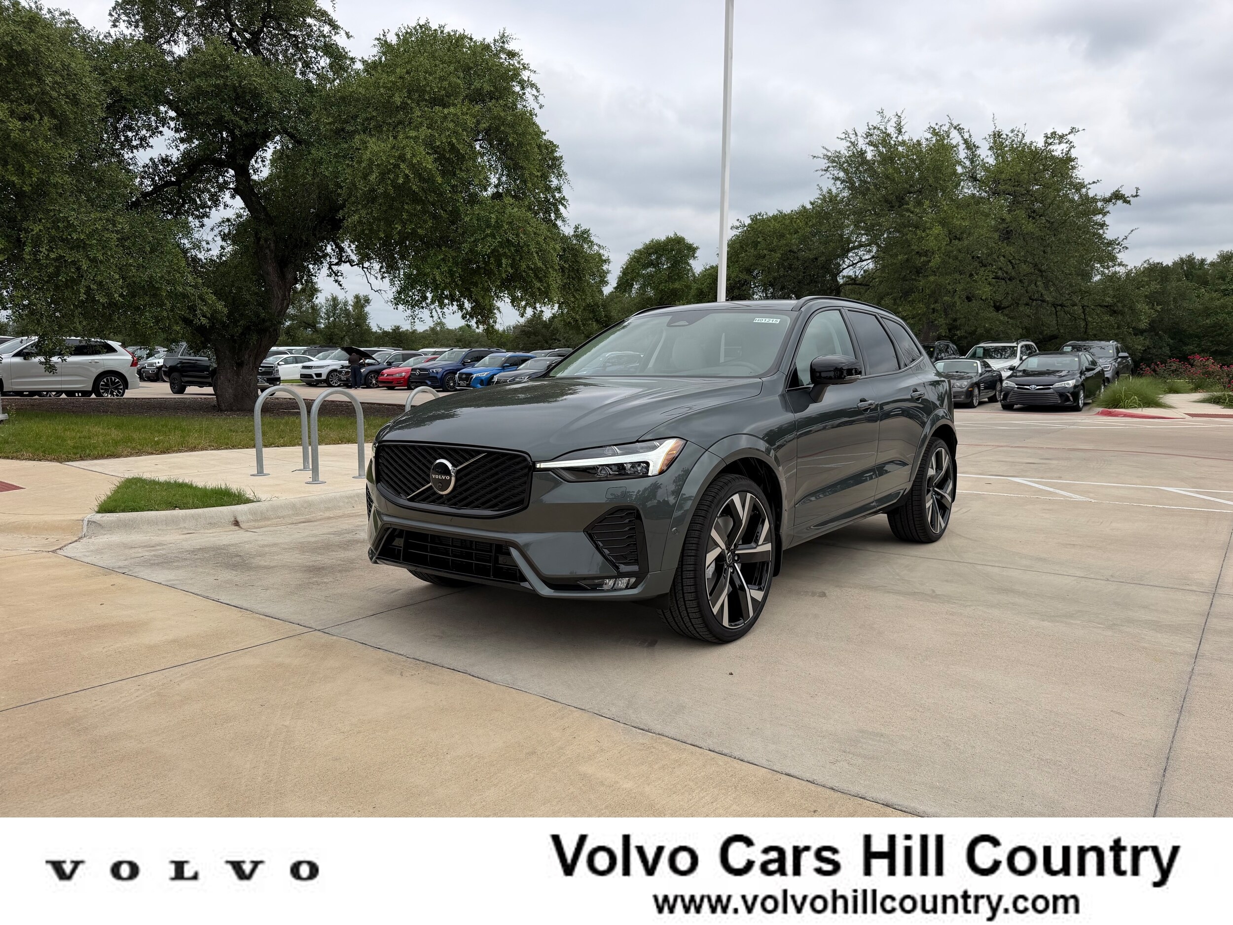 New 2026 Volvo XC60 B5 Ultra
