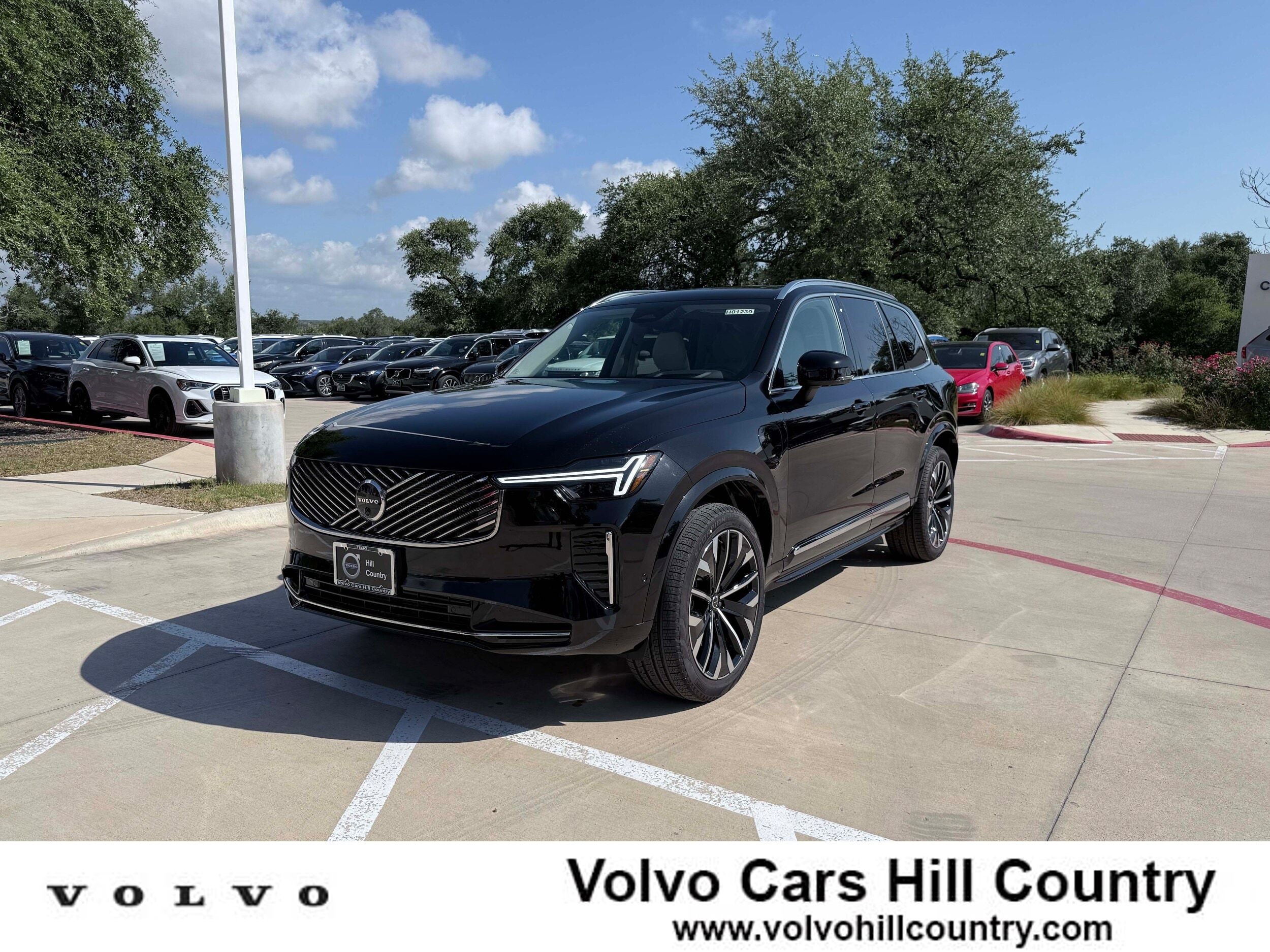 2026 Volvo XC90 T8 Recharge Ultra Bright 4WD's photo