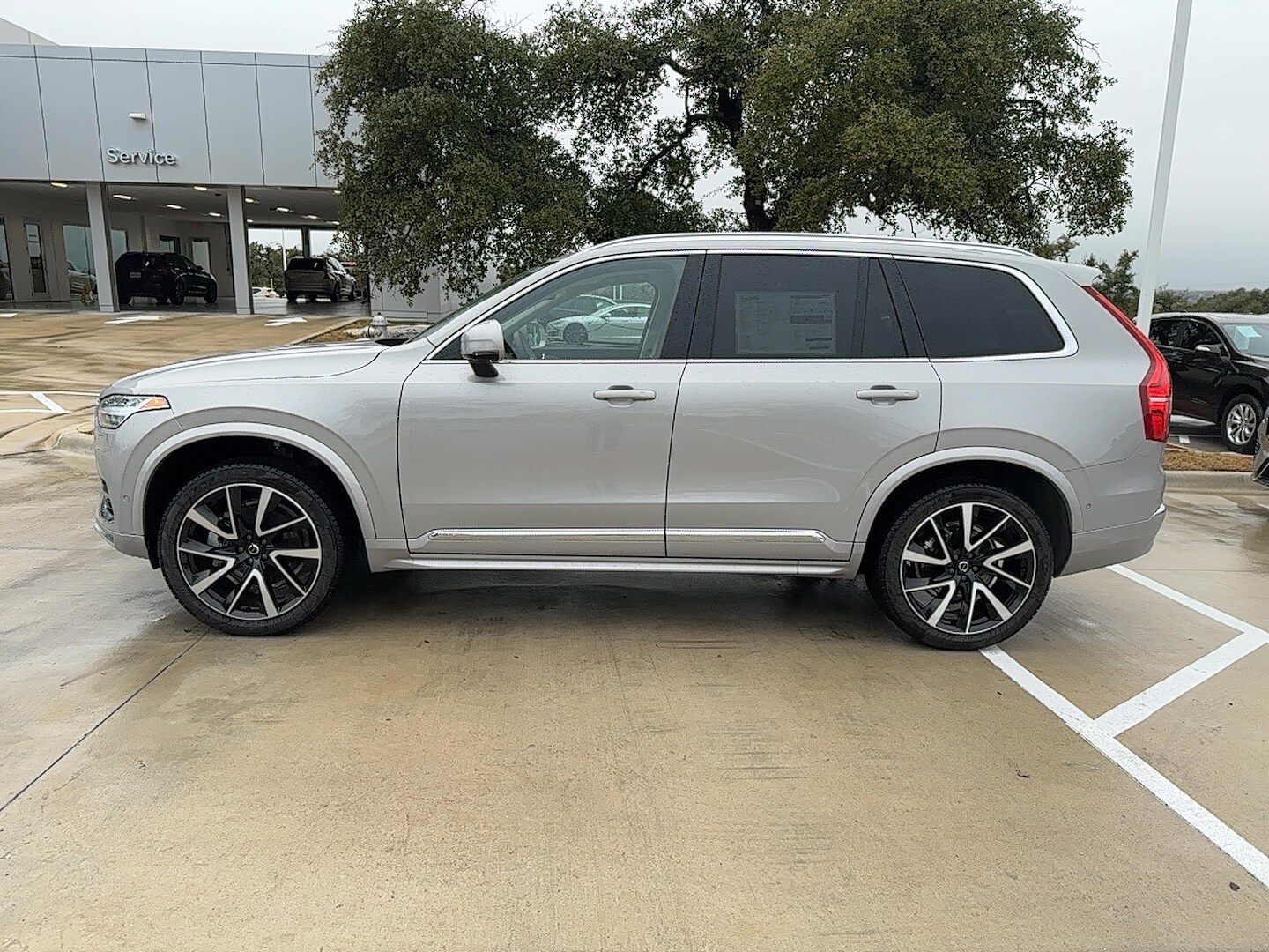 2025 Volvo XC90 Plus photo 3