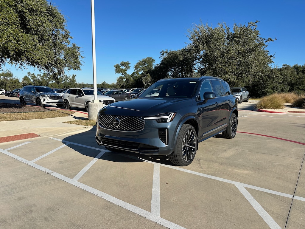 New 2026 Volvo XC90 B6 Plus 7-Seater SUV