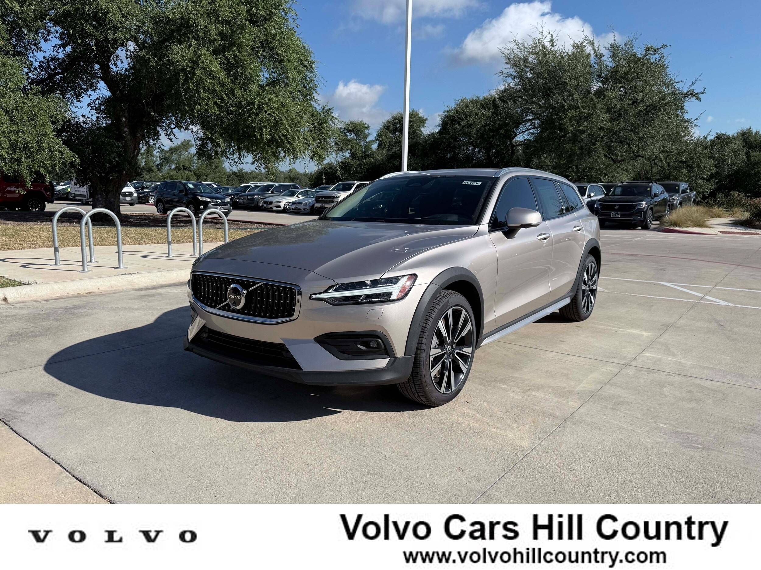 New 2026 Volvo V60 Cross Country B5 Ultra