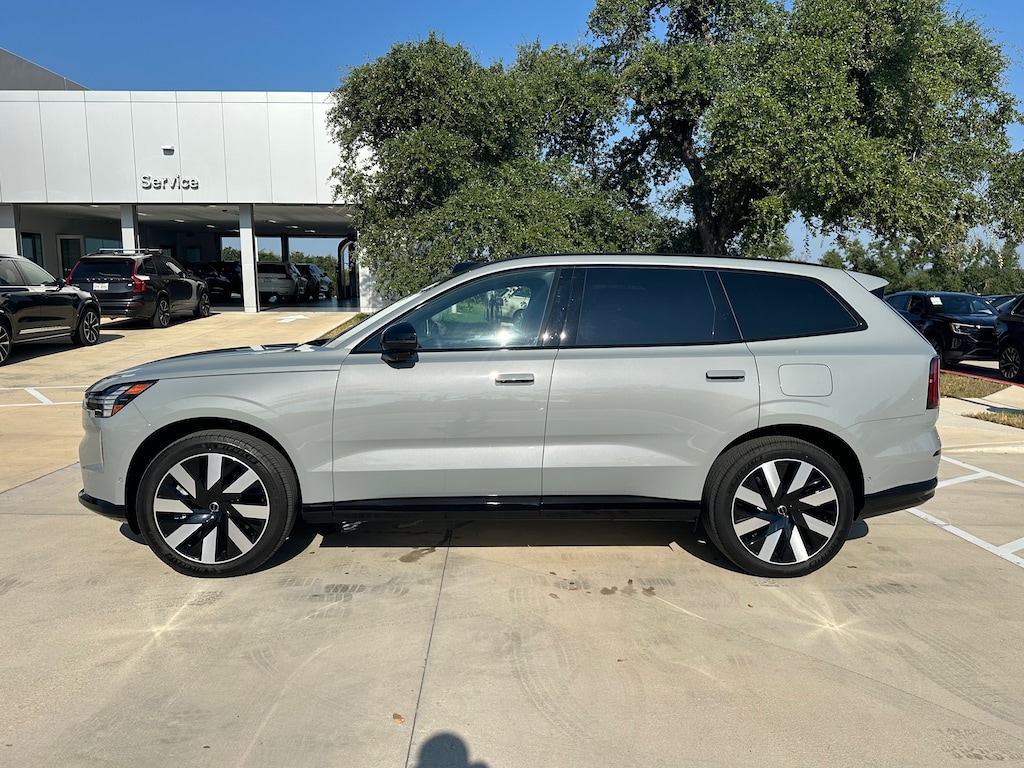 Used 2025 Volvo EX90 Twin Motor Plus 6-Seater SUV