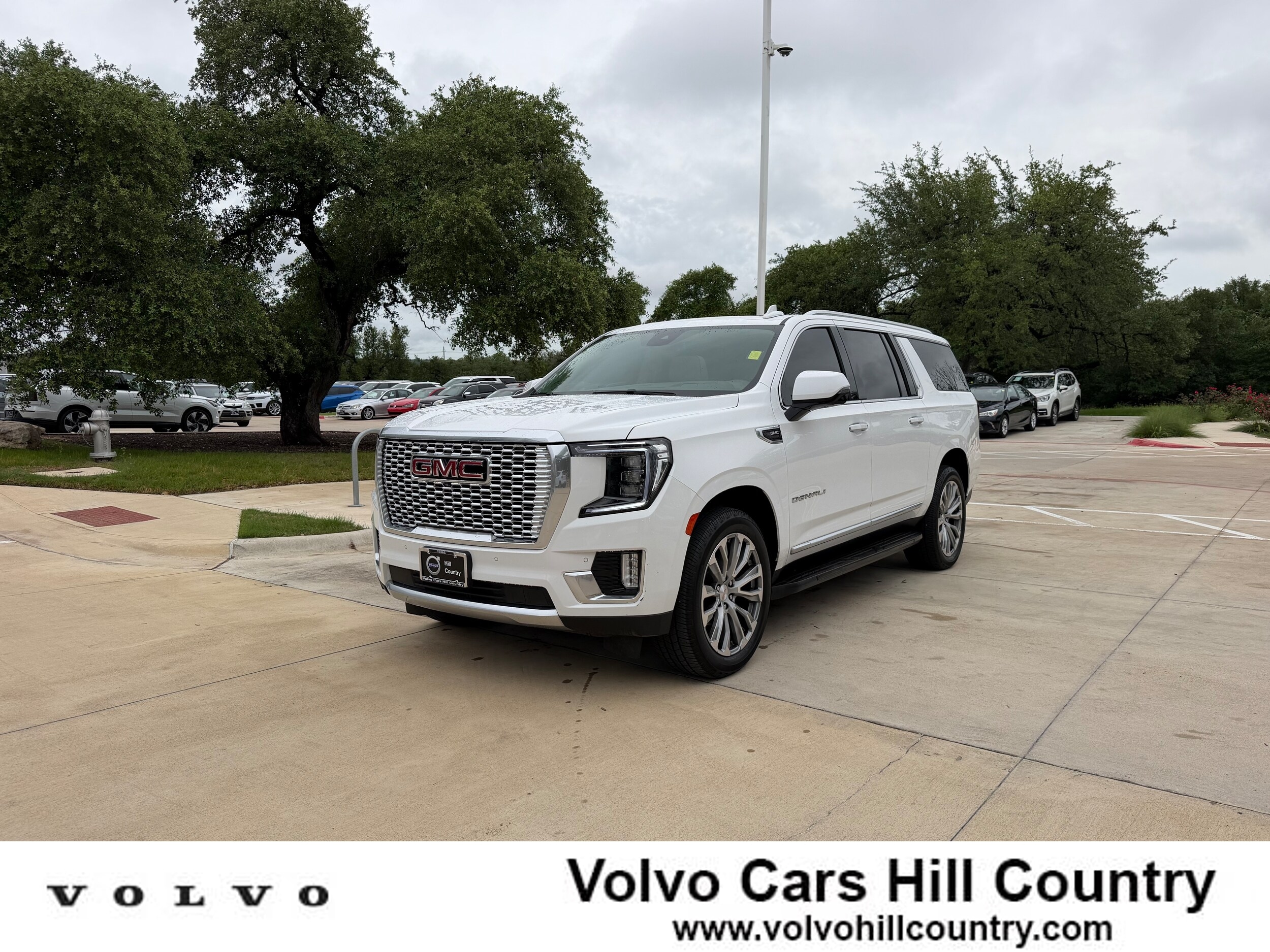 2023 GMC Yukon Denali AWD's photo