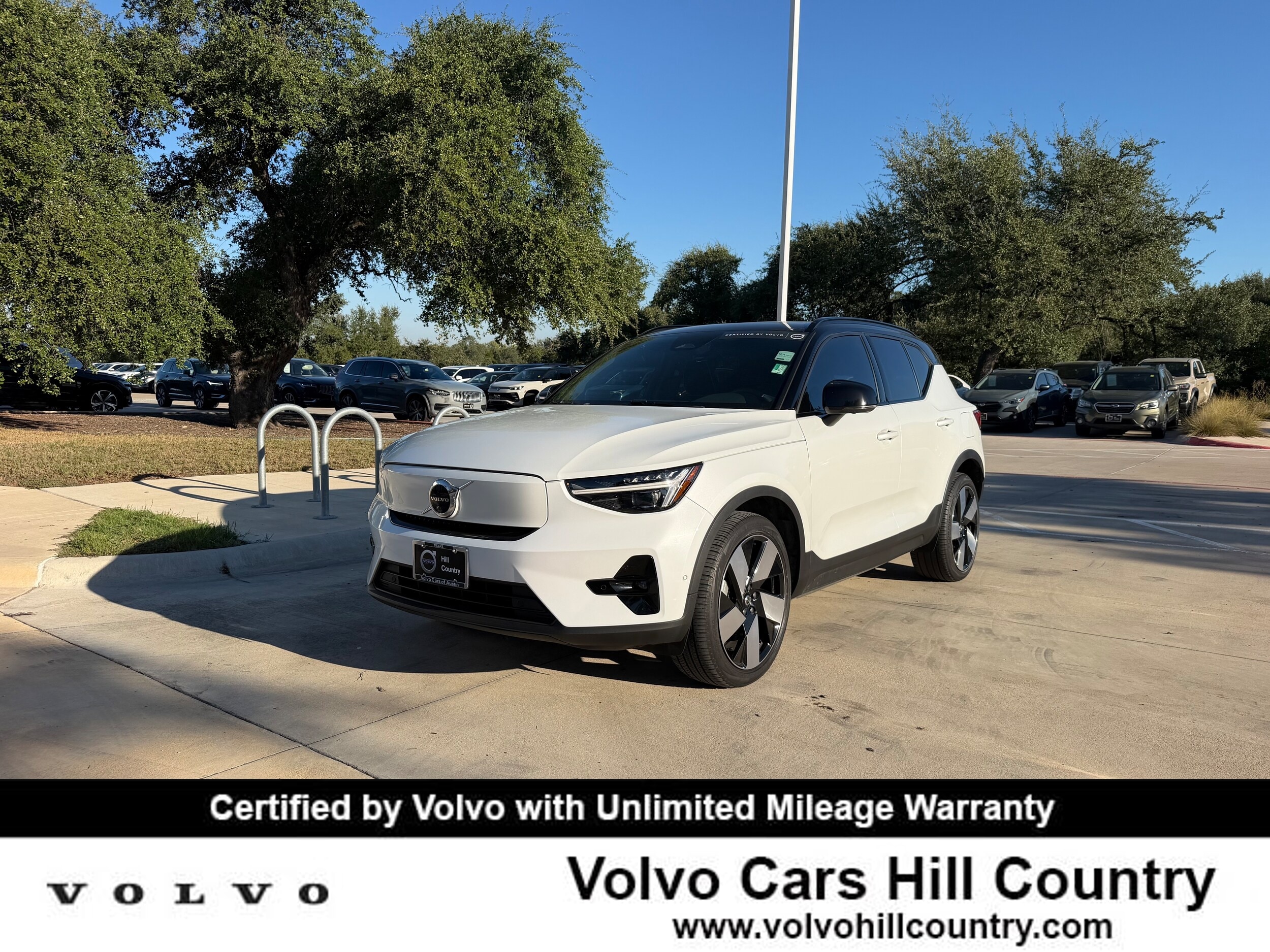 2024 Volvo XC40 Plus