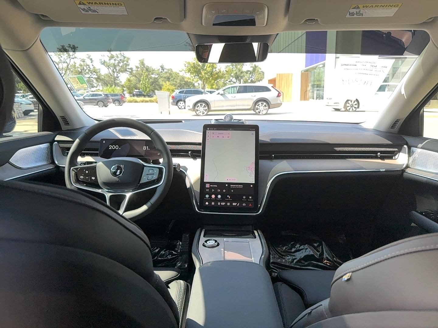 2025 Volvo EX90 Ultra - Photo 19