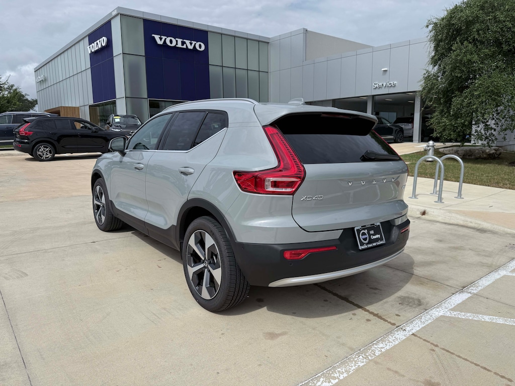 Certified 2025 Volvo XC40 B5 Plus Bright Theme SUV