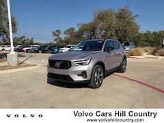 2026 Volvo XC40 B5 Core AWD SUV