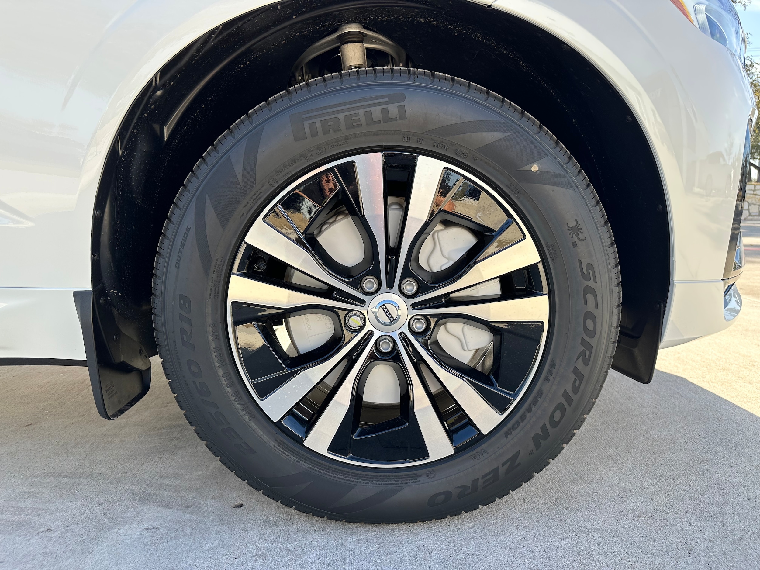 2025 Volvo XC60 Core - Photo 7