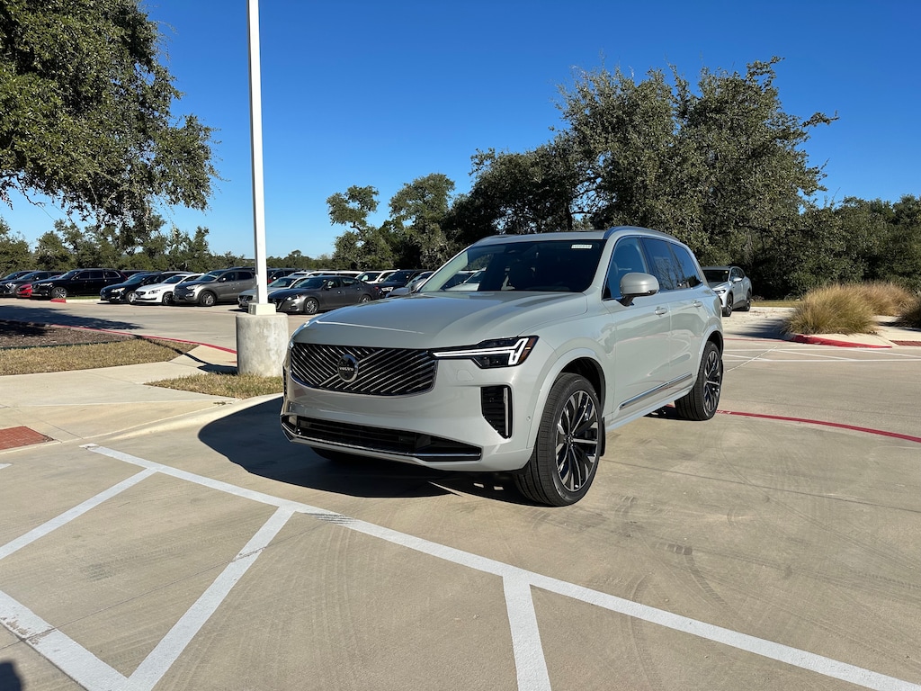New 2026 Volvo XC90 B5 Ultra 7-Seater SUV