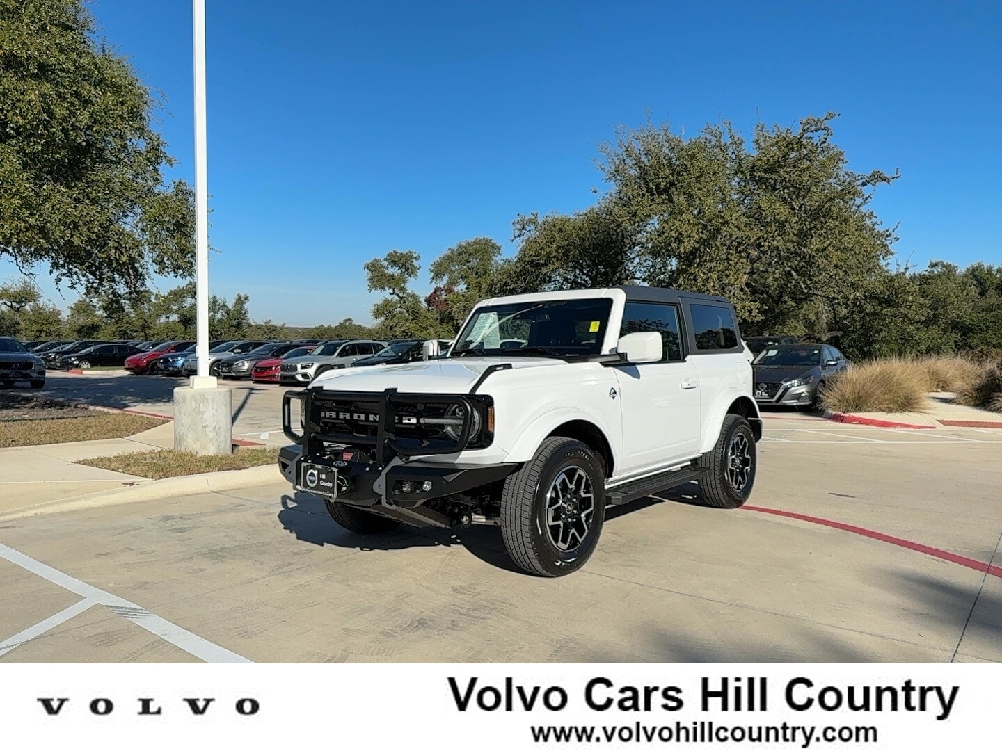 2022 Ford Bronco 2-Door Outer Banks's photo