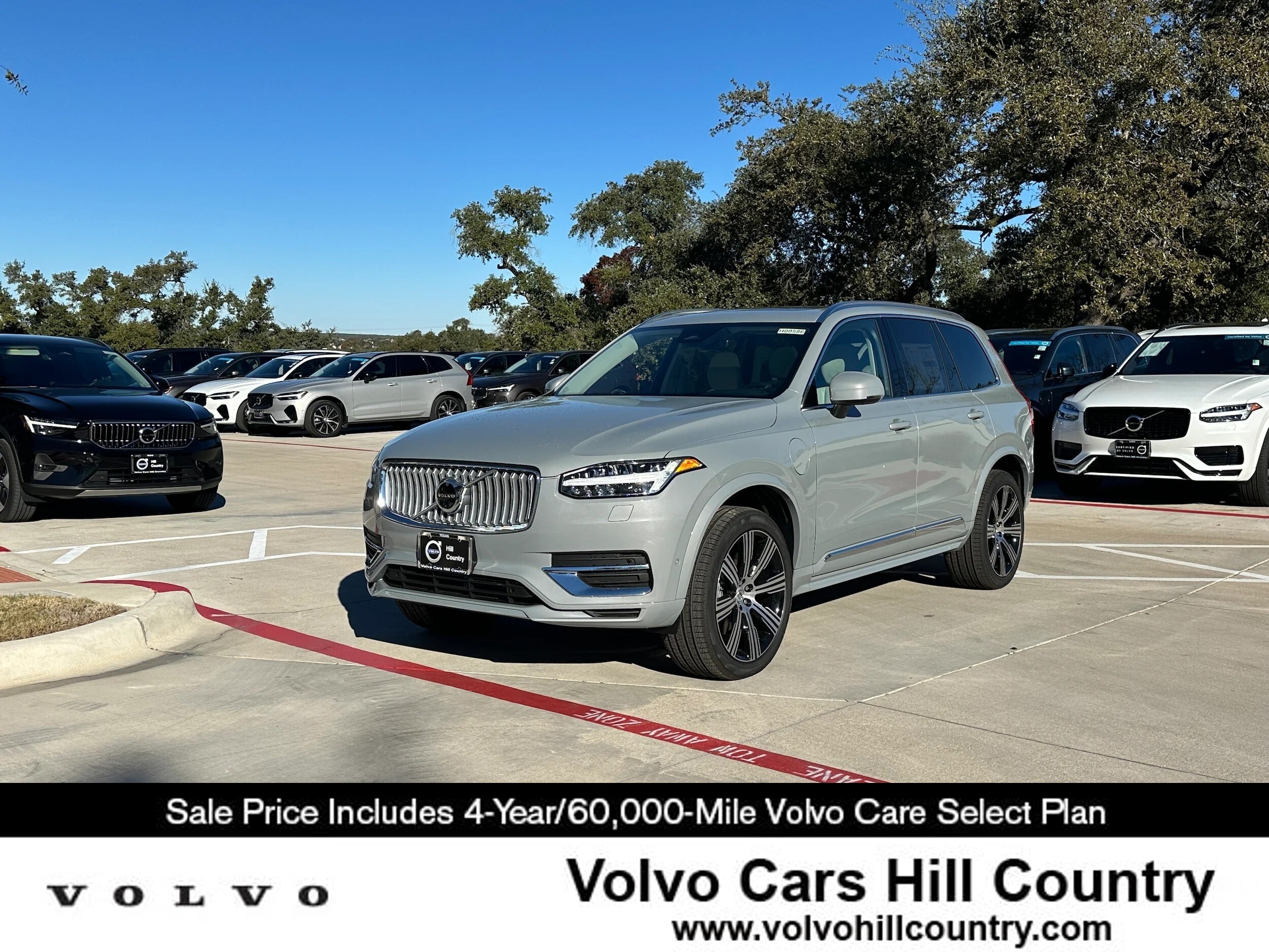 2025 Volvo XC90 T8 Recharge Plus Bright 7-Seat 4WD's photo