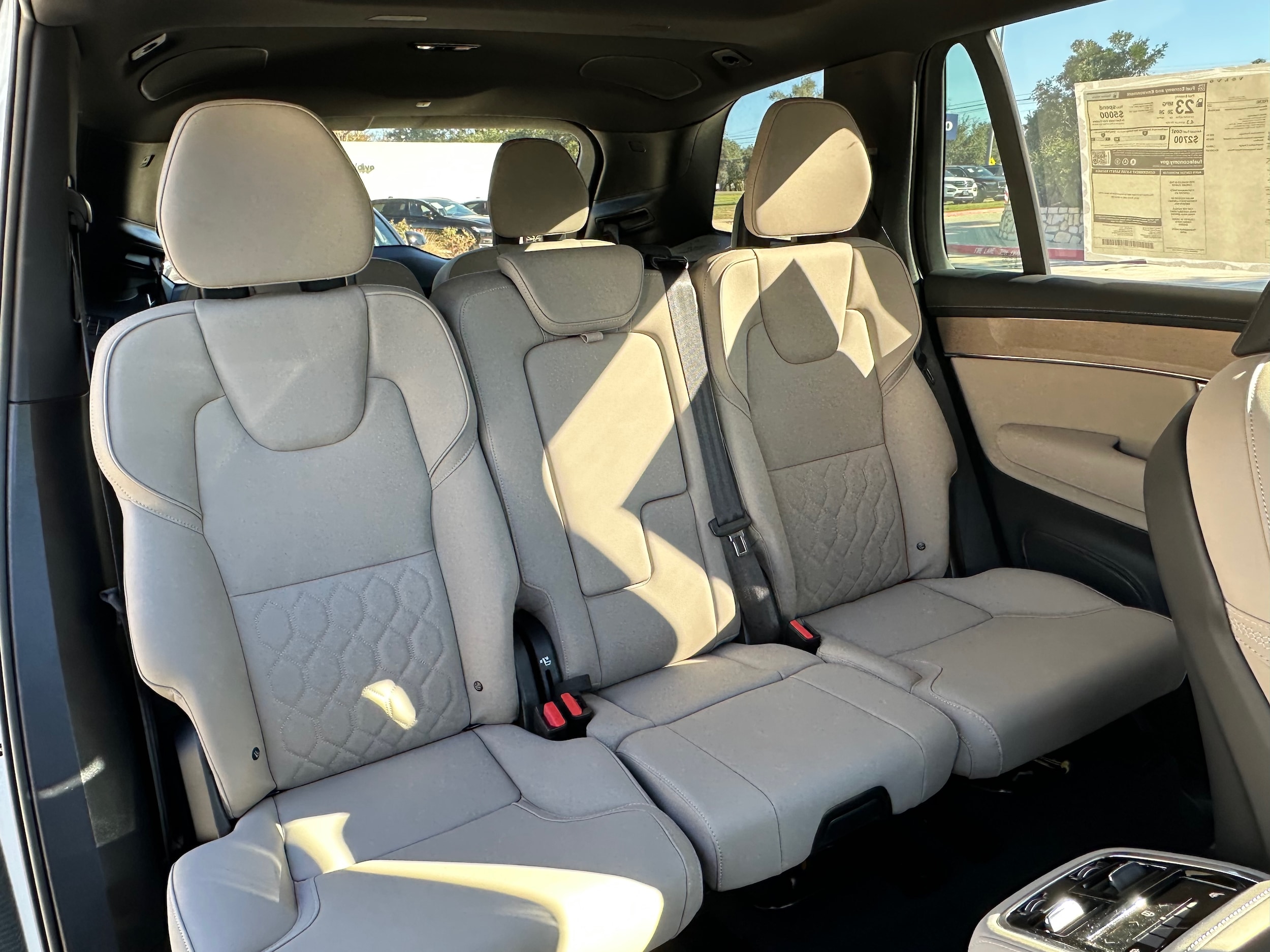 2026 Volvo XC90 Plus - Photo 10