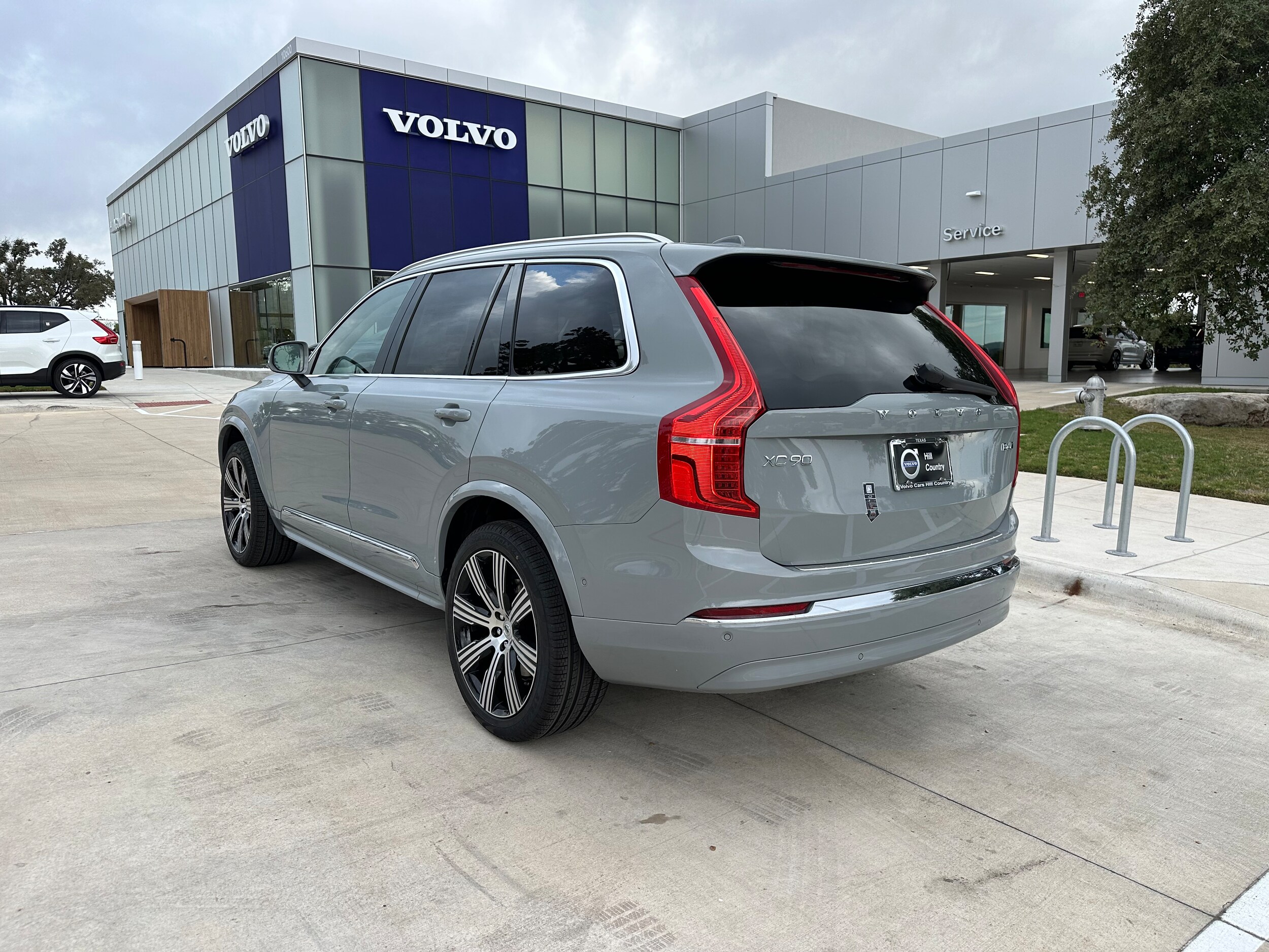 2025 Volvo XC90 Plus photo 4