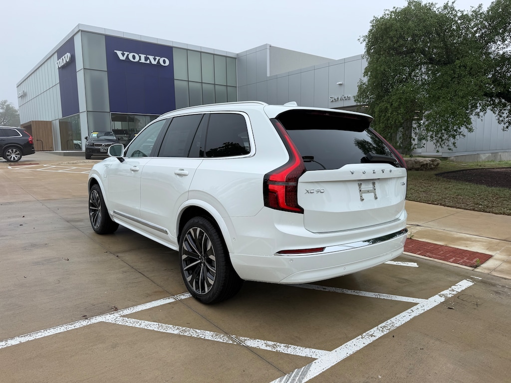 New 2026 Volvo XC90 plug-in hybrid T8 Plus 7-Seater SUV