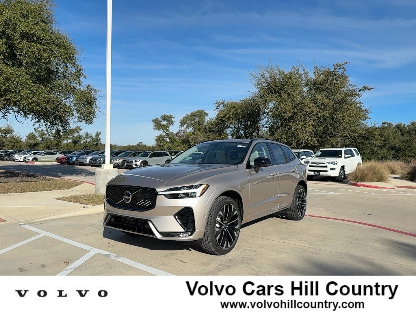 2026 Volvo XC60 Ultra's photo