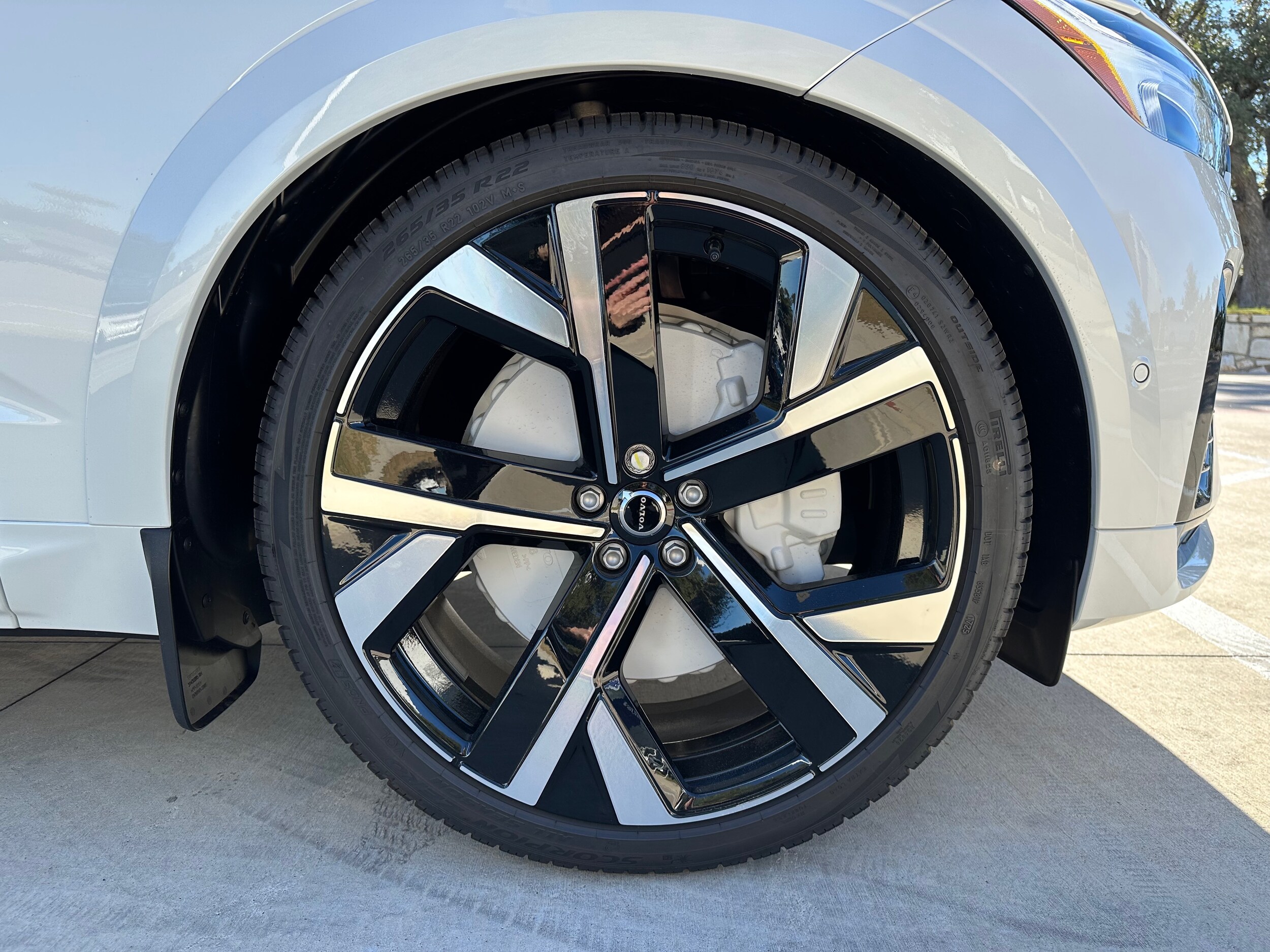 2026 Volvo XC60 Ultra - Photo 7