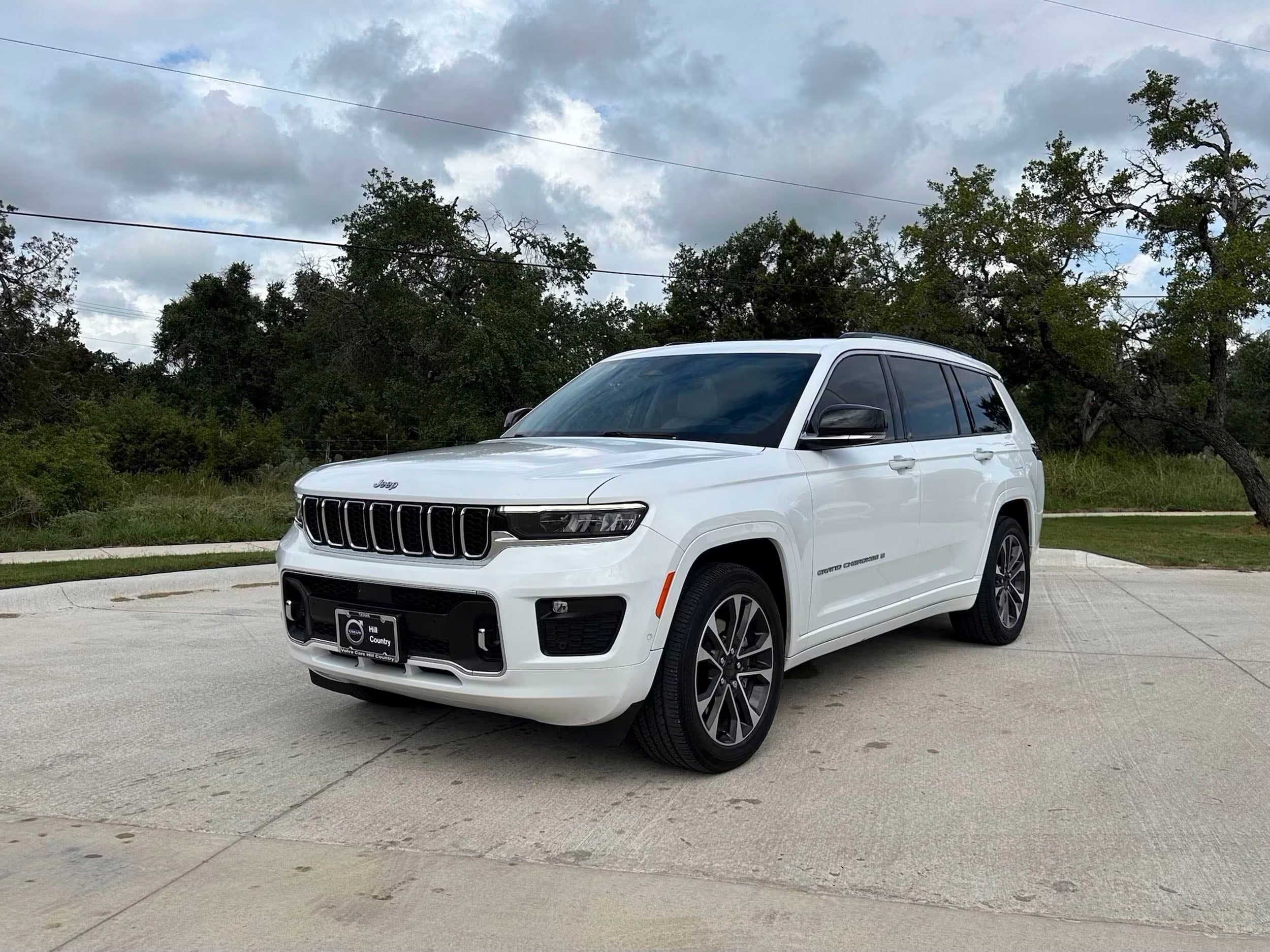 Used 2022 Jeep Grand Cherokee L Overland with VIN 1C4RJKDG1N8514701 for sale in Austin, TX