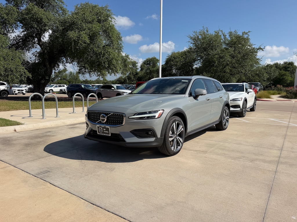 New 2026 Volvo V60 Cross Country B5 Plus Wagon