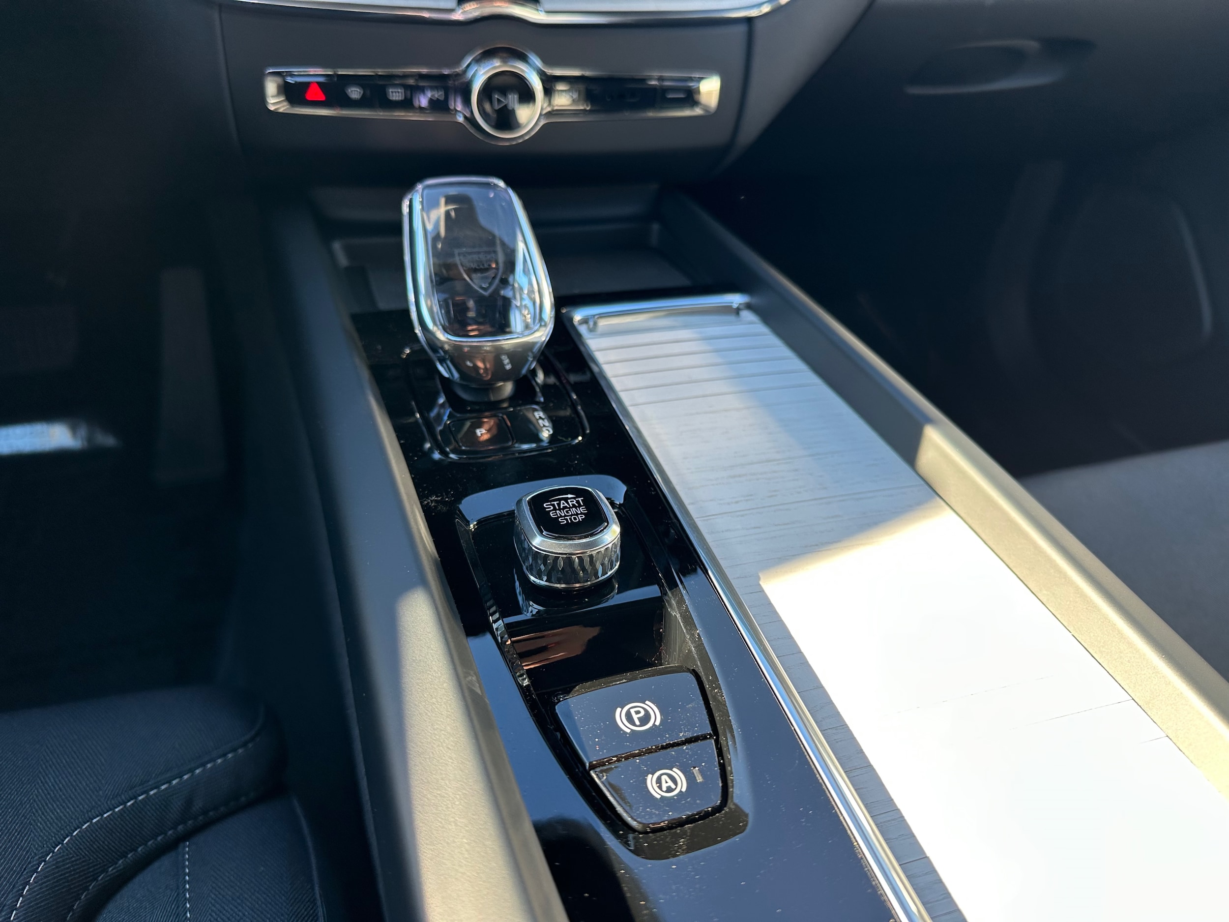 2026 Volvo XC60 Ultra - Photo 13