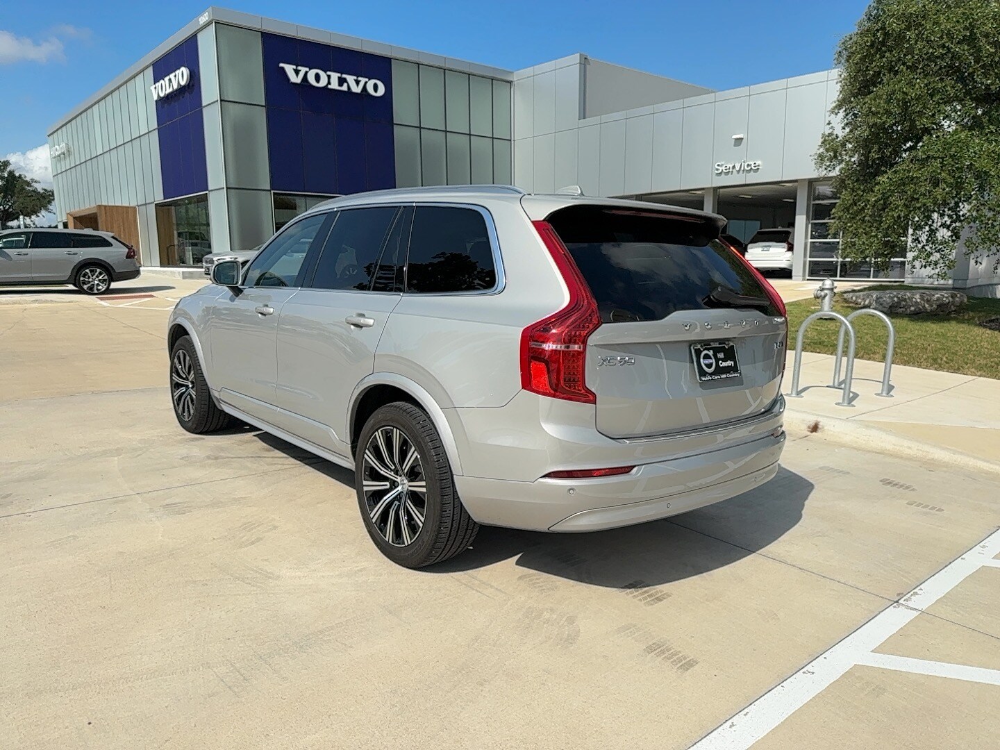 2023 Volvo XC90 B5 AWD Core photo 4