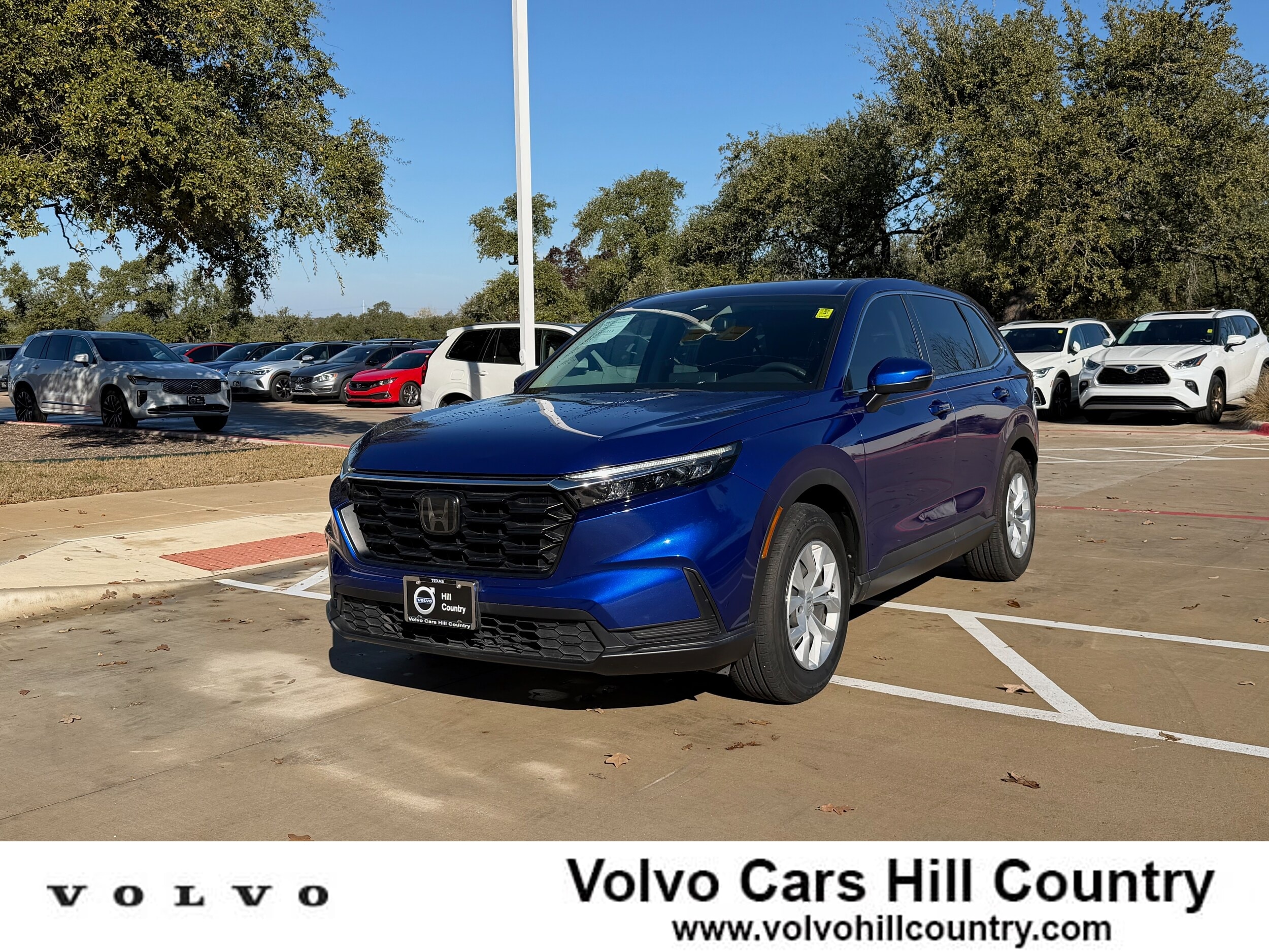 2023 Honda CR-V LX's photo