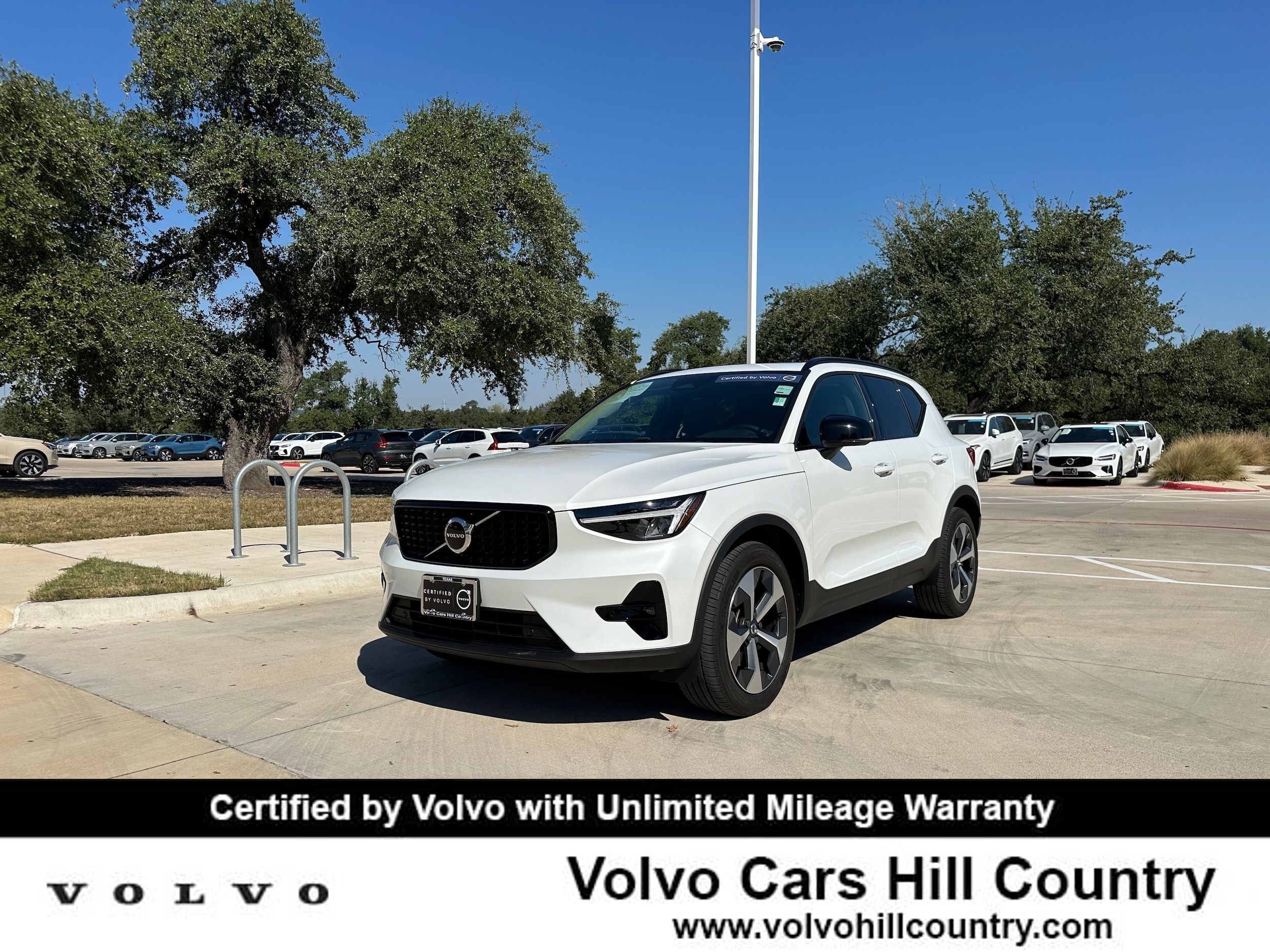 2023 Volvo XC40 SUV 