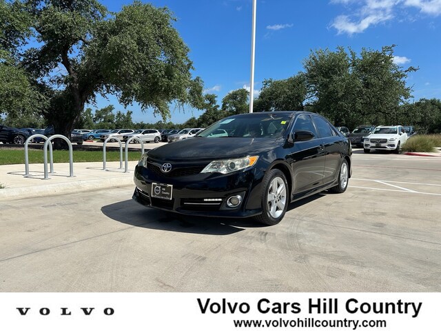 2013 Toyota Camry SE V6 Sedan 2013 Toyota Camry SE V6 Sedan