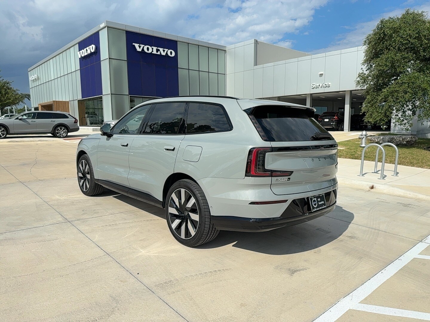 2025 Volvo EX90 Twin Motor Ultra photo 3