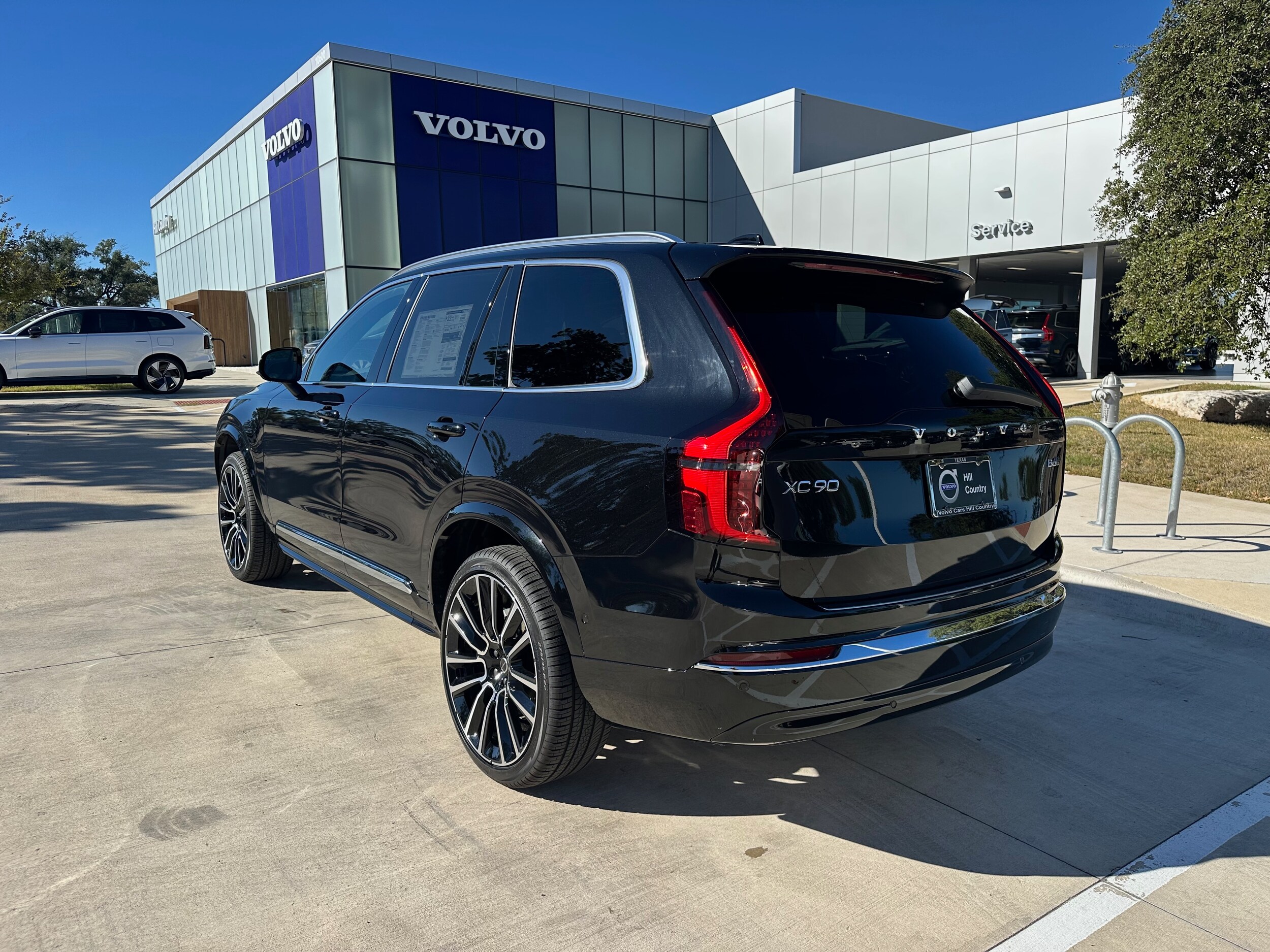 2026 Volvo XC90 Plus photo 4