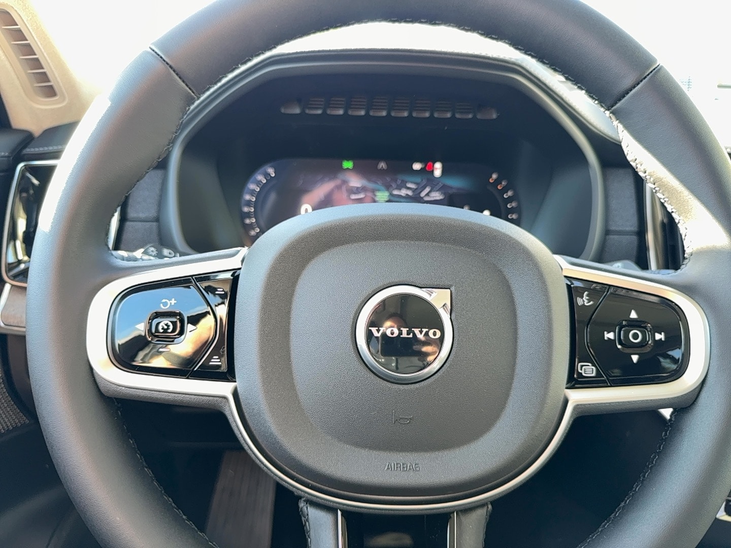 2026 Volvo XC90 Ultra - Photo 20