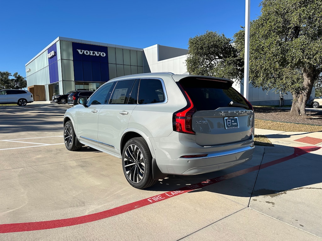 New 2026 Volvo XC90 B5 Ultra 7-Seater SUV