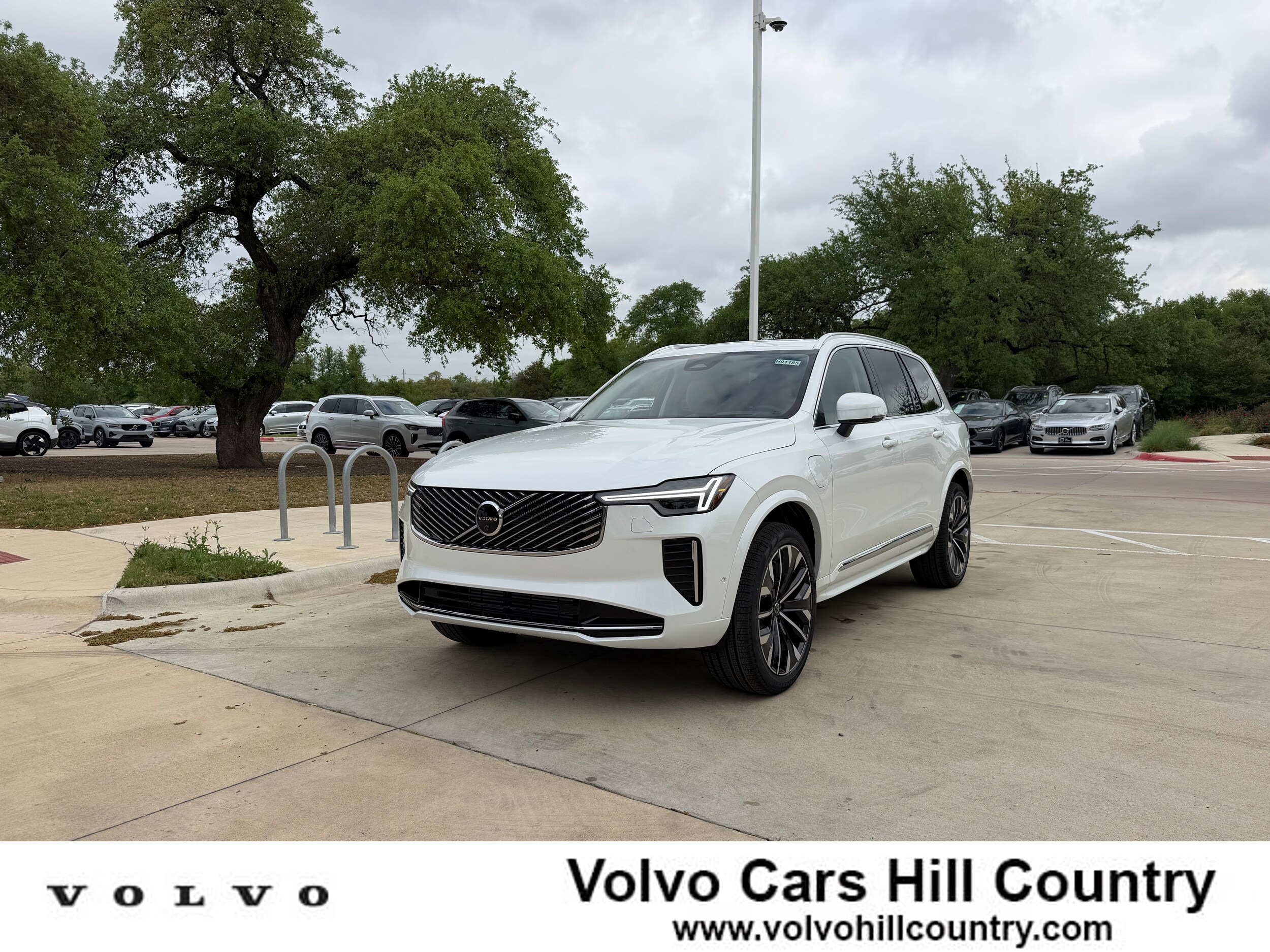 2026 Volvo XC90 T8 Recharge Ultra Bright 4WD's photo
