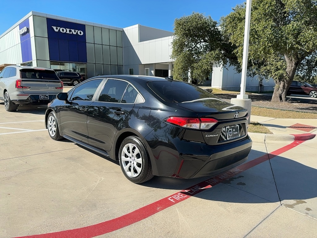 Used 2023 Toyota Corolla LE Sedan