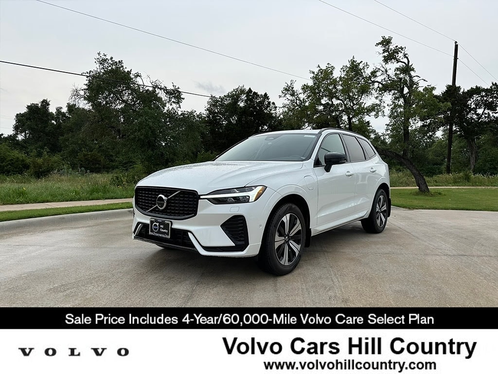 2024 Volvo XC60 Plus's photo