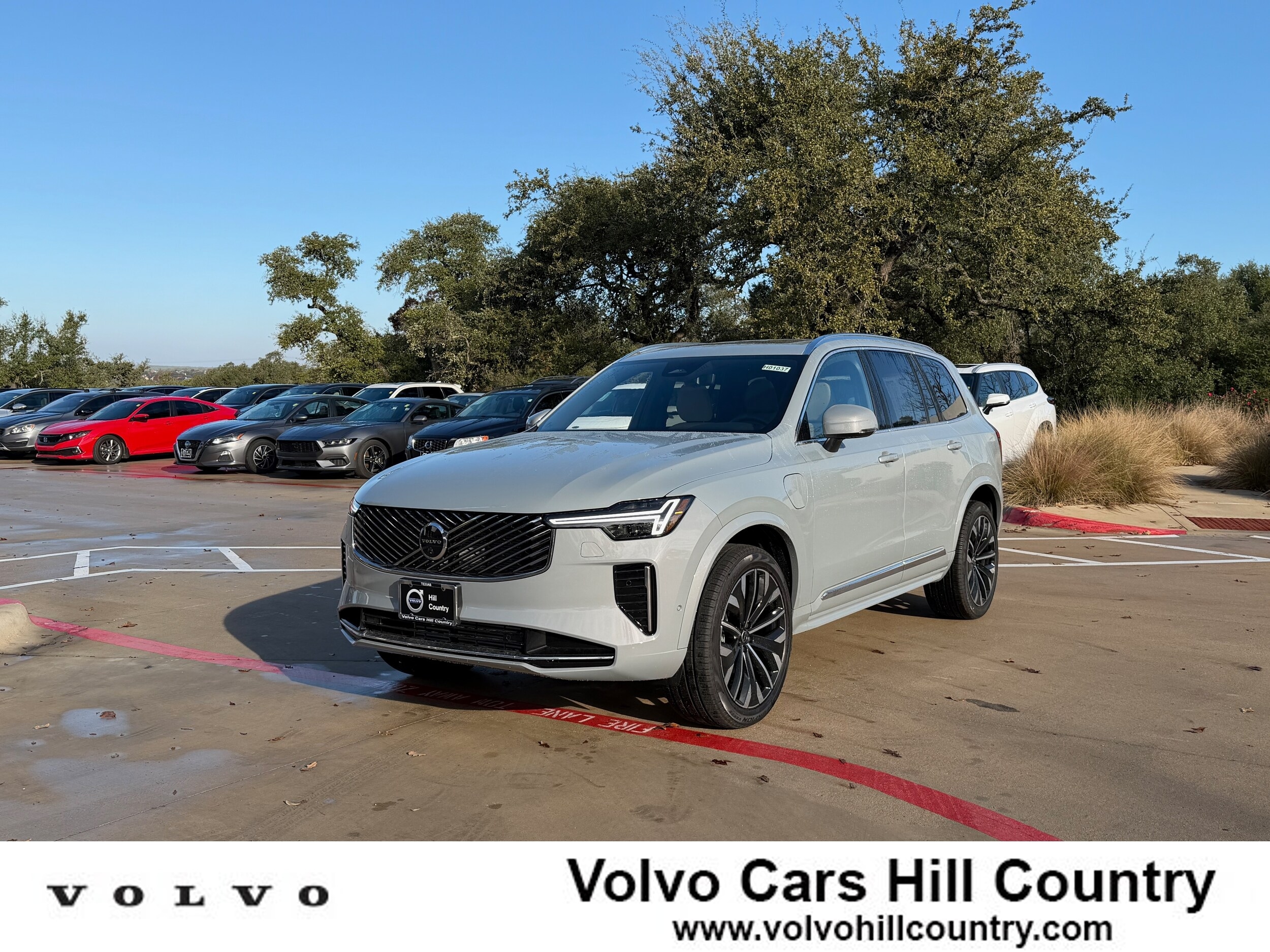 2026 Volvo XC90 Plus's photo