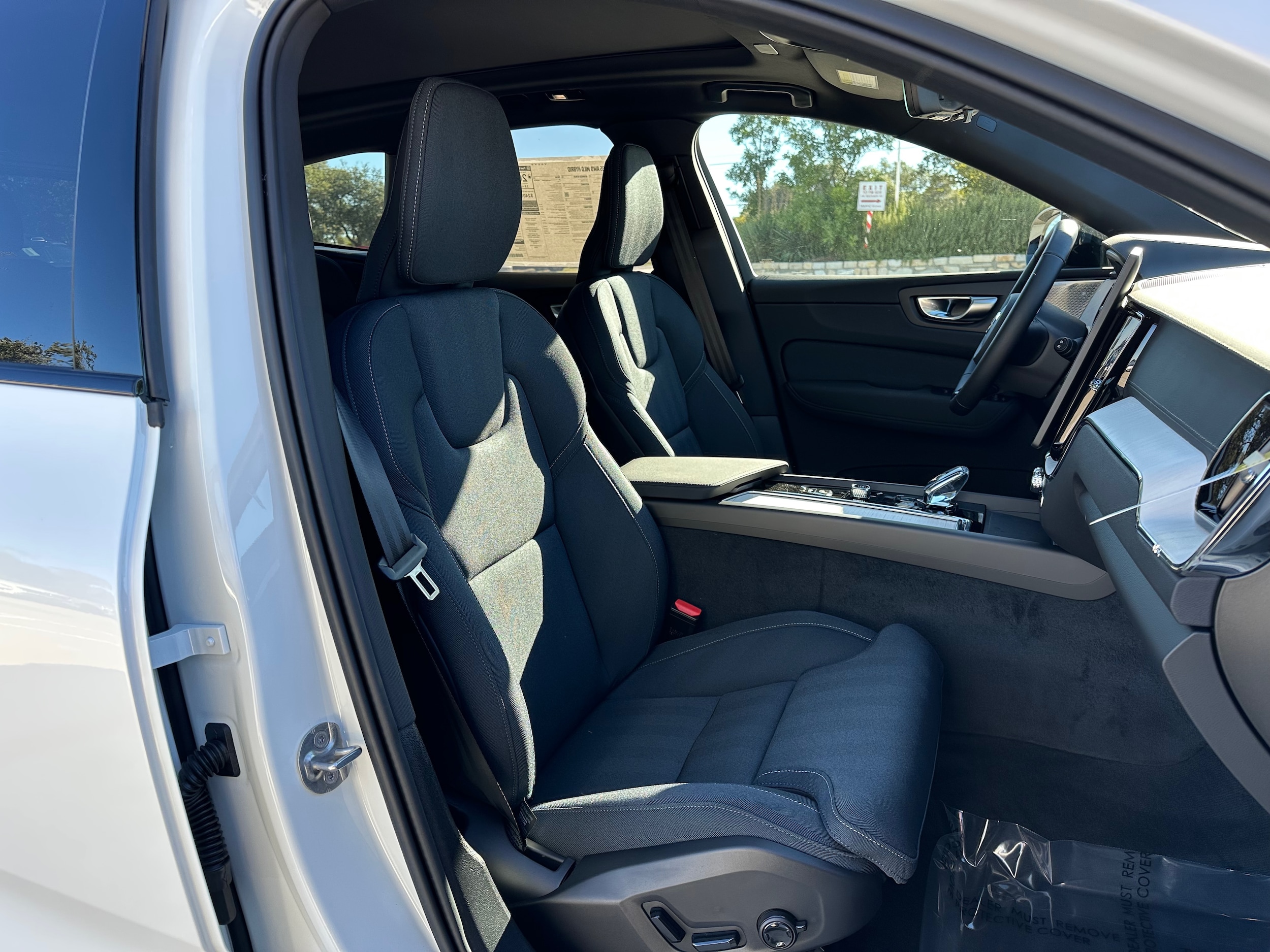 2026 Volvo XC60 Ultra - Photo 8