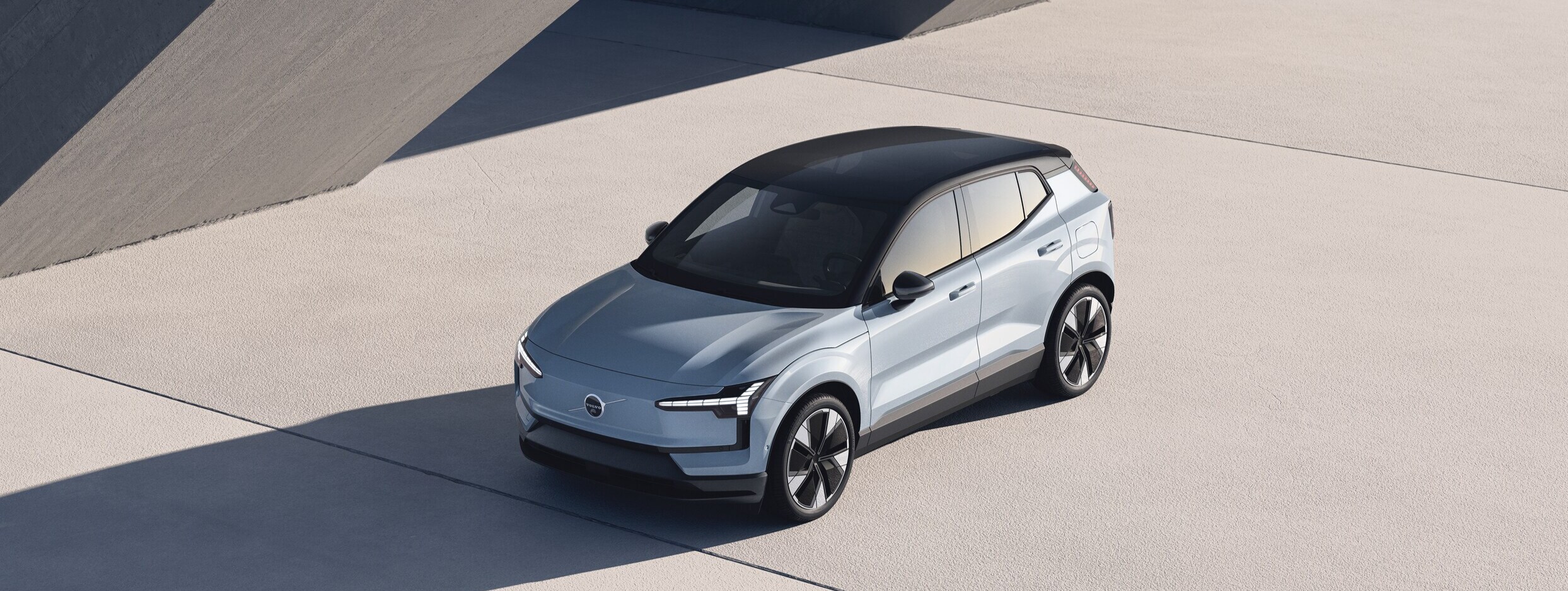 VOLVO EX30