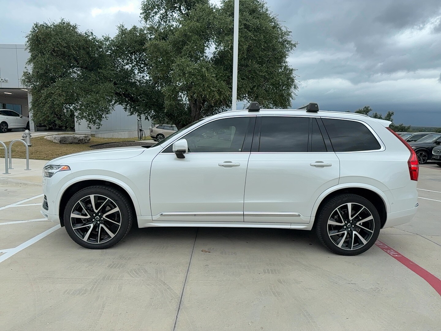 2023 Volvo XC90 Ultimate photo 3