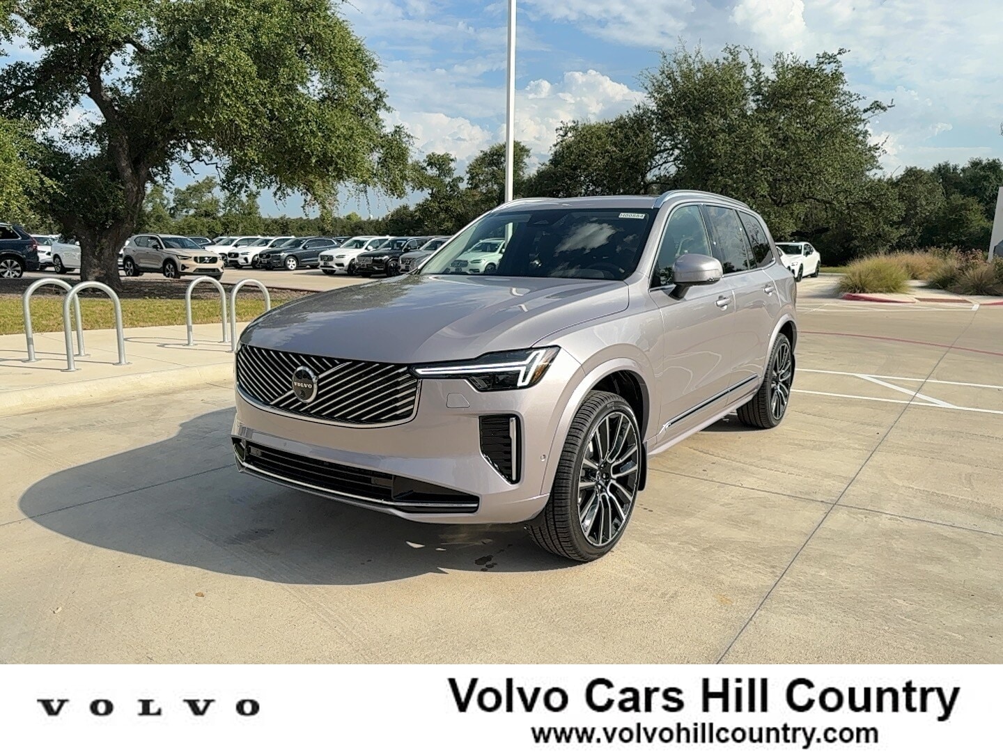 2026 Volvo XC90 Plus's photo