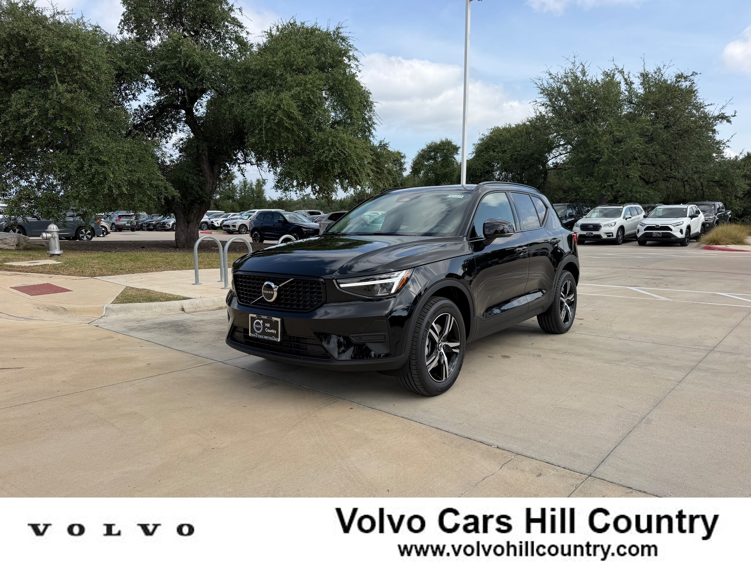 New 2026 Volvo XC40 B5 Core