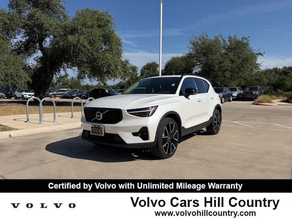Used 2024 Volvo XC40 B5 Ultimate Dark SUV