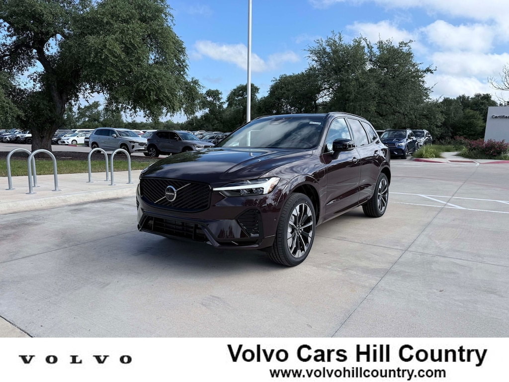 New 2026 Volvo XC60 plug-in hybrid T8 Plus SUV