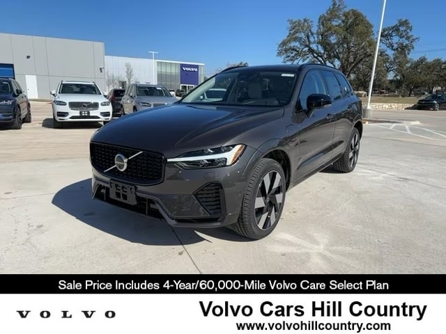 2024 Volvo XC60 Plus's photo