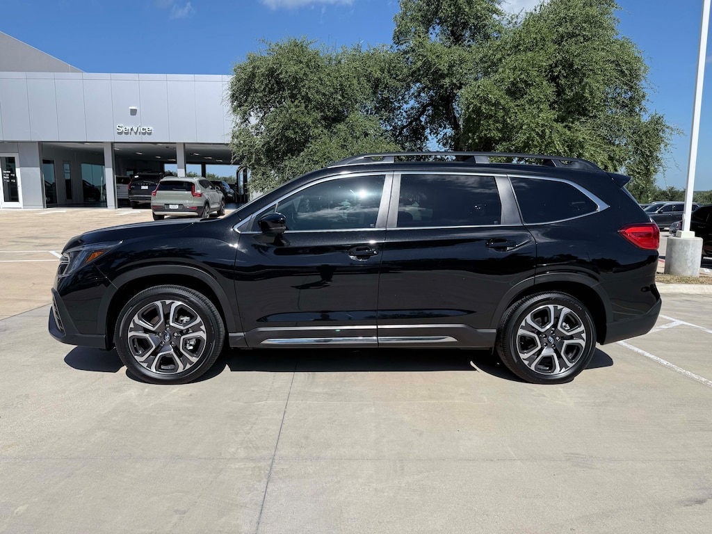 Used 2025 Subaru Ascent Limited 7-Passenger SUV
