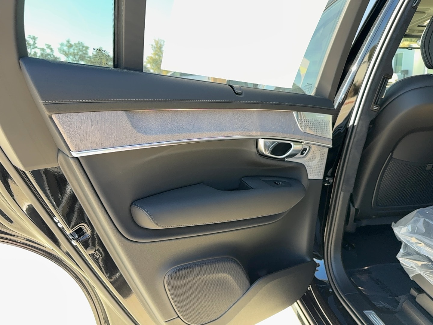 2026 Volvo XC90 Ultra - Photo 17