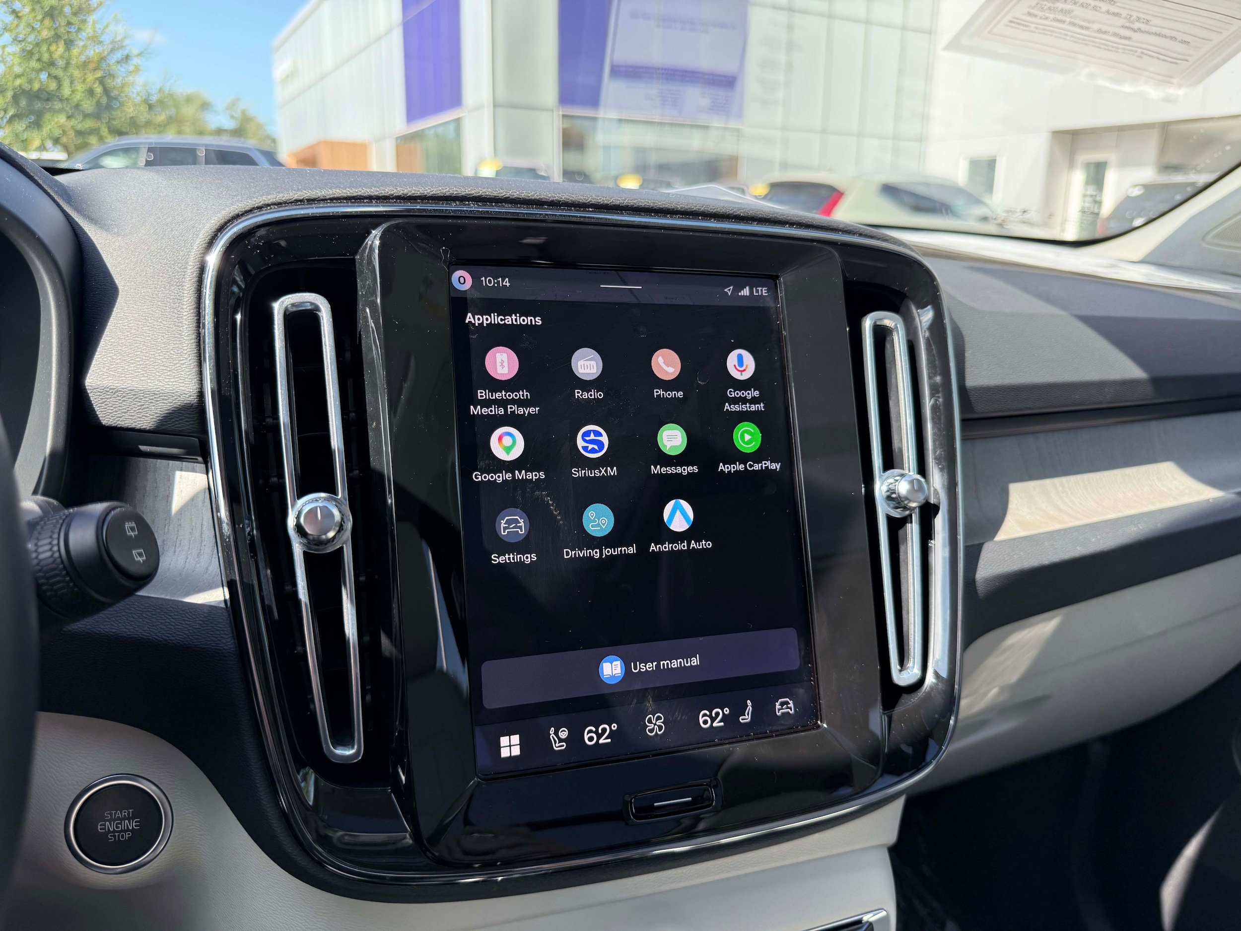 2026 Volvo XC40 Plus - Photo 24
