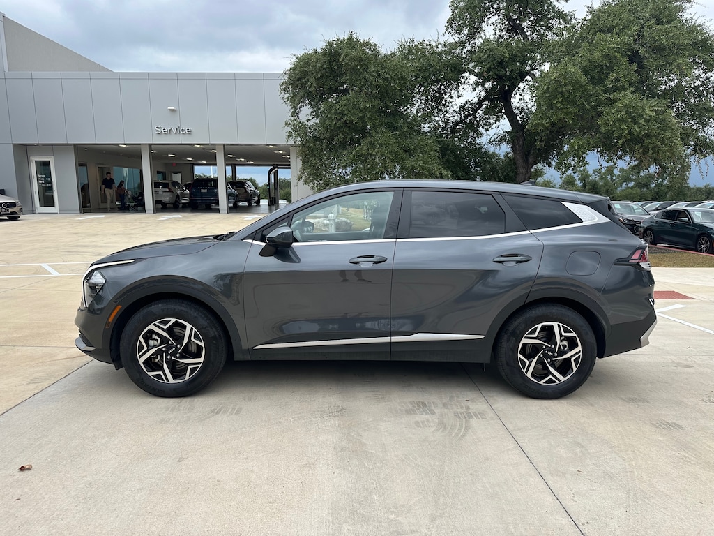 Used 2023 Kia Sportage LX SUV
