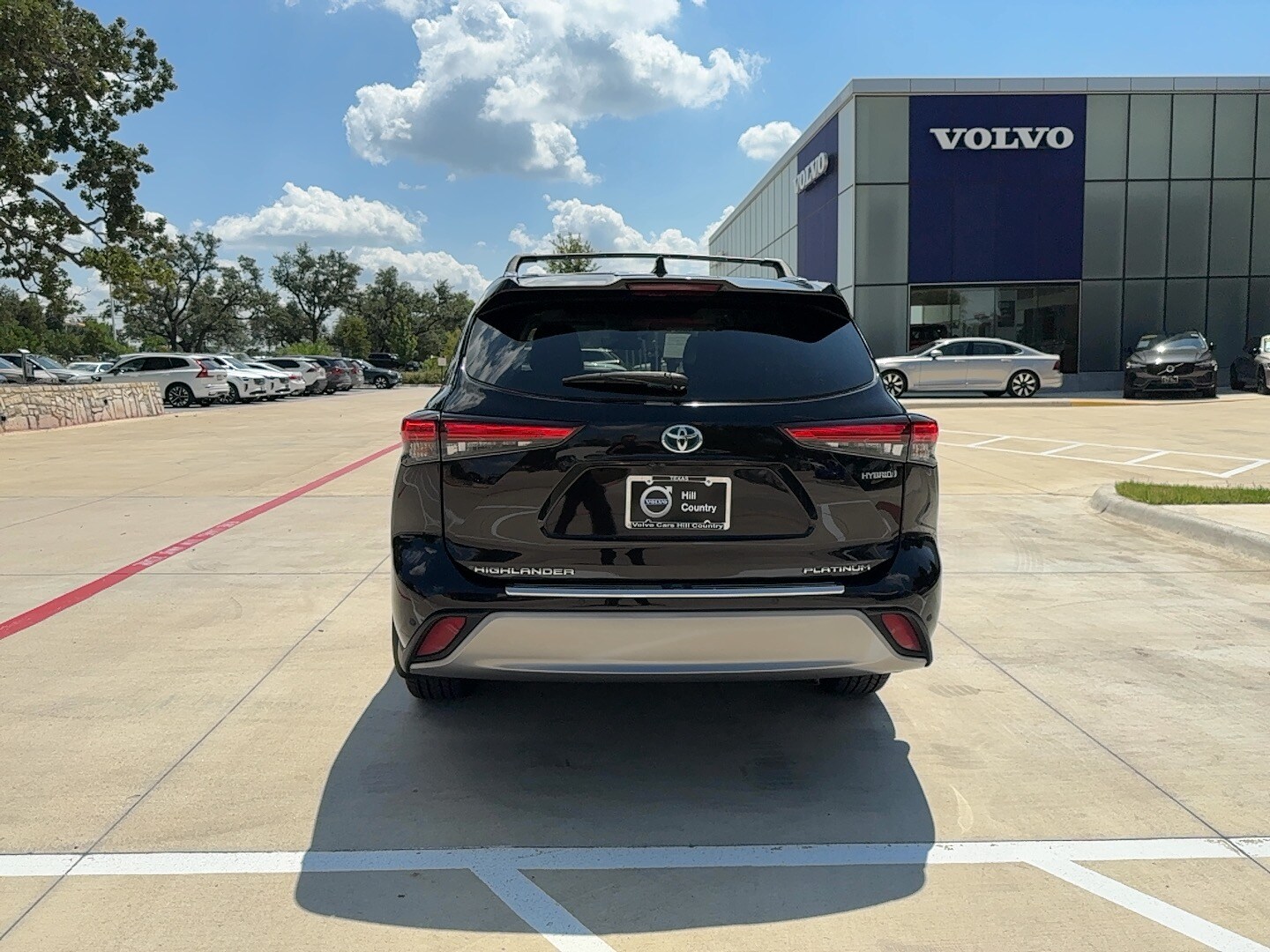 2021 Toyota Highlander Hybrid Platinum photo 3